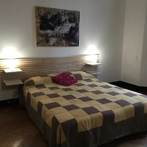  Bed and breakfast 21