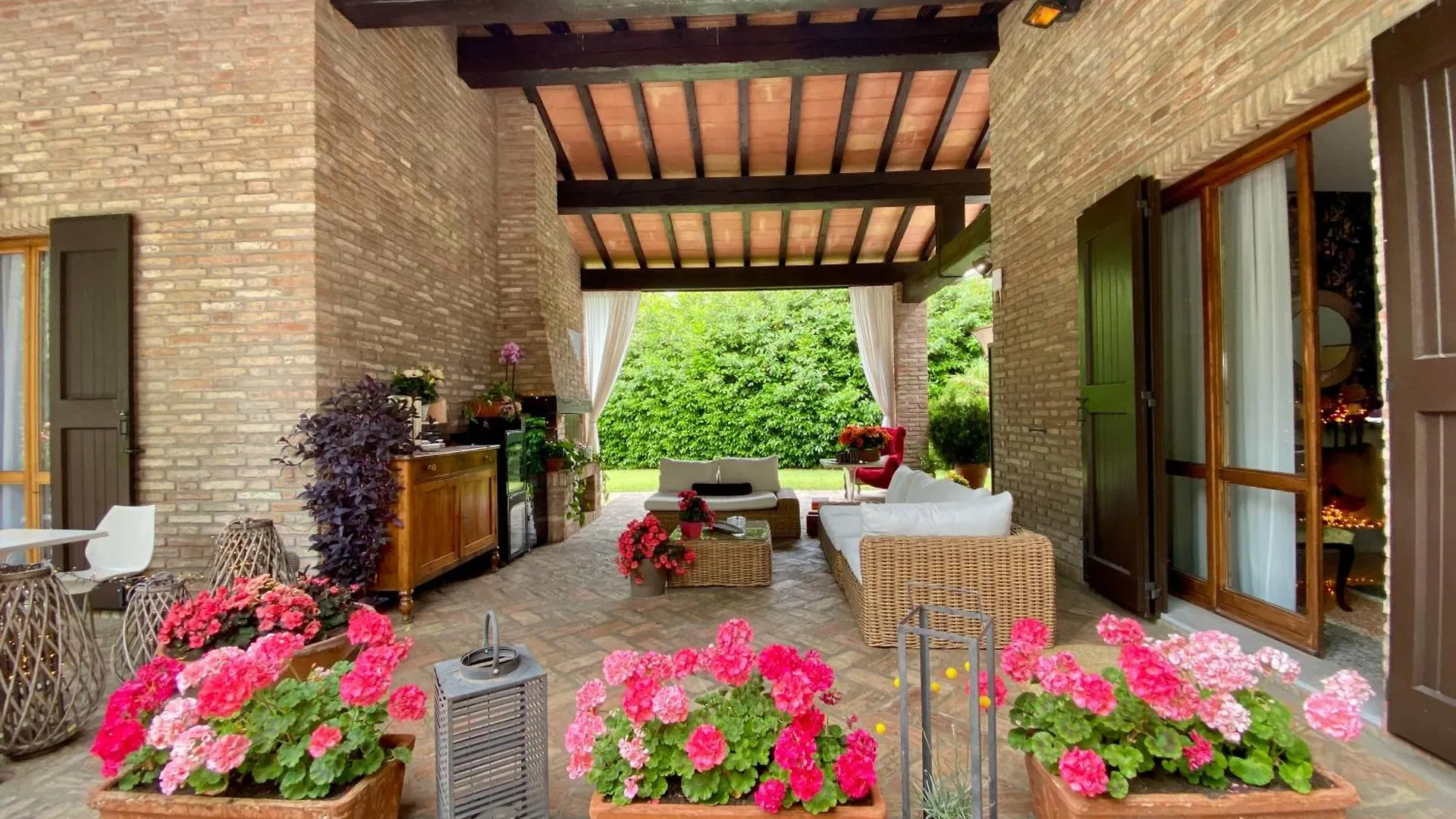 Pozzo Di Mezzo B&B 博洛尼亚 0*,
