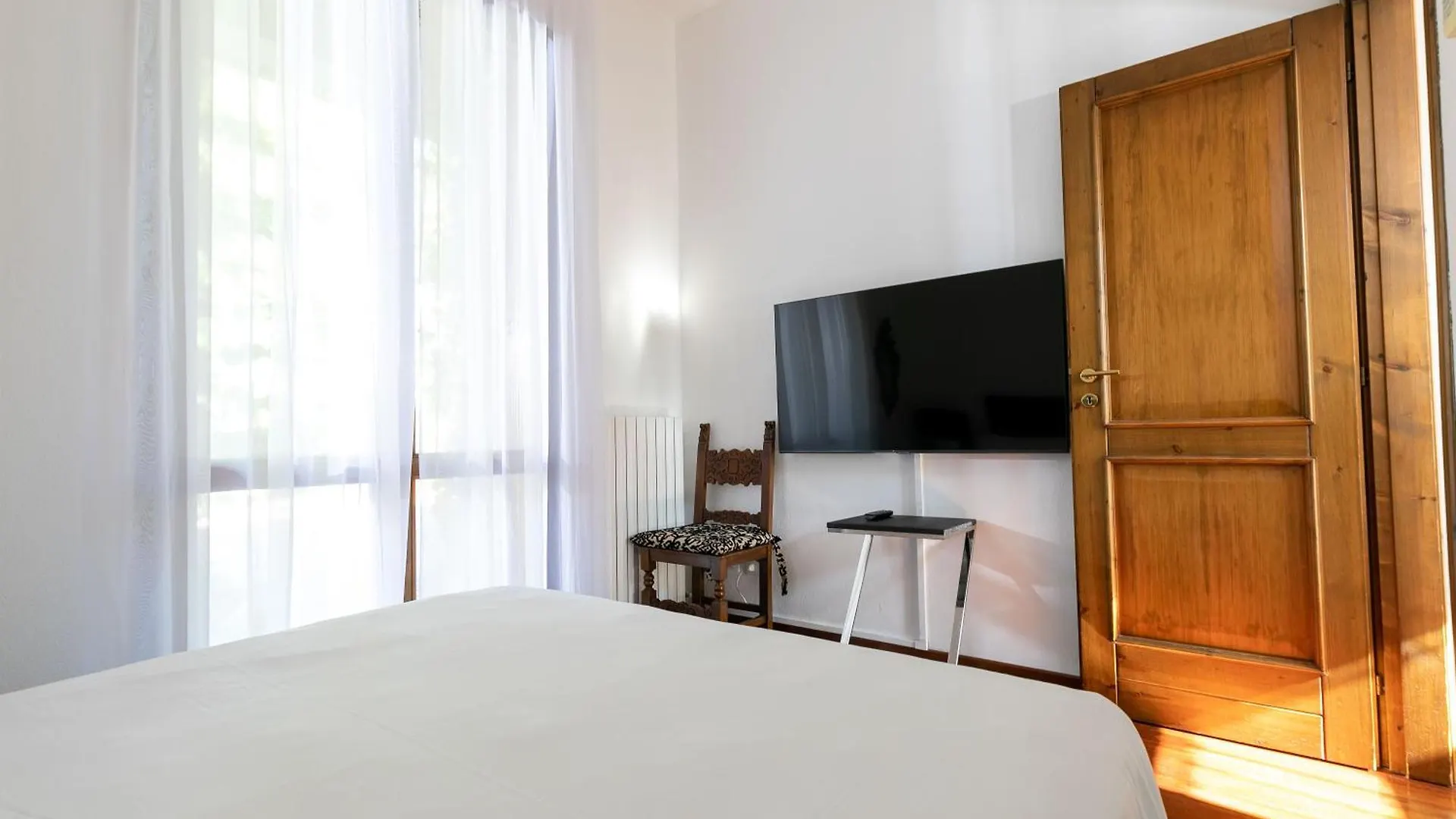 Pozzo Di Mezzo B&B 볼로냐